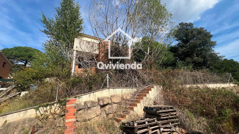 Foto e18b610d-2d6d-407a-b8da-814875734dbf. Chalet  independiente en venta en calle priorat, , barcelona en Santa Maria de Palautordera
