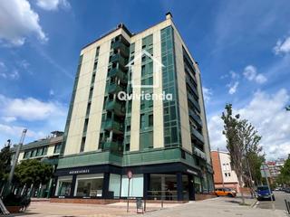 Etagenwohnung  Lluis muncunill,de. Piso ocupado en zona esportiva, terrassa