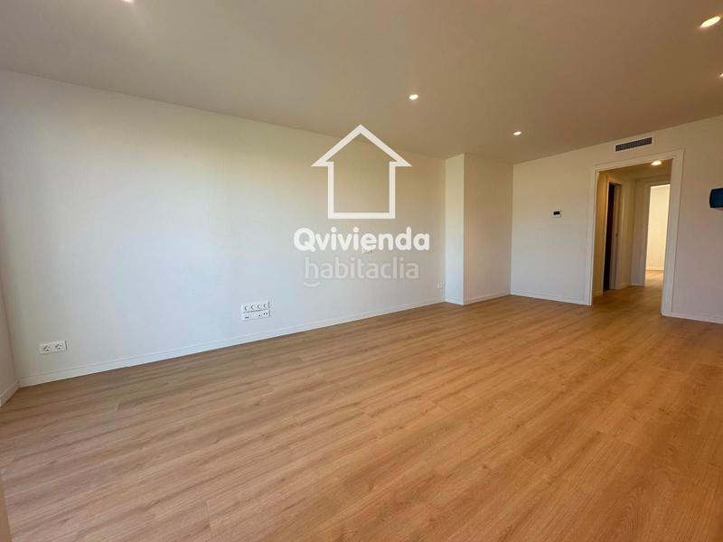 Foto e331cf79-926b-4d3a-aa0a-2d17c56e66bc. Appartamento con riscaldamento parcheggio in Sant Pere Nord Terrassa