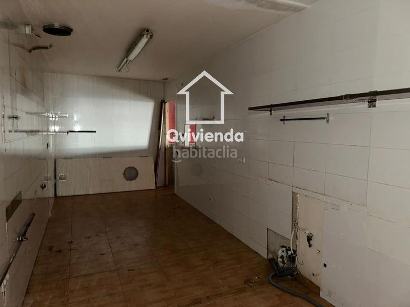 Foto bf2fe387-4d77-432e-95bd-42f395486808. Local comercial local en venta en Parets del Vallès