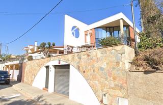 Xalet  Castellar. Chalet independiente ocupado en sant quirze del vallès