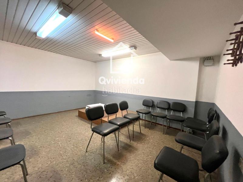 Foto 490a0c45-7178-49c2-870c-5d0bb9bd113a. Lloguer oficina amb calefacció a Ca n'Aurell Terrassa