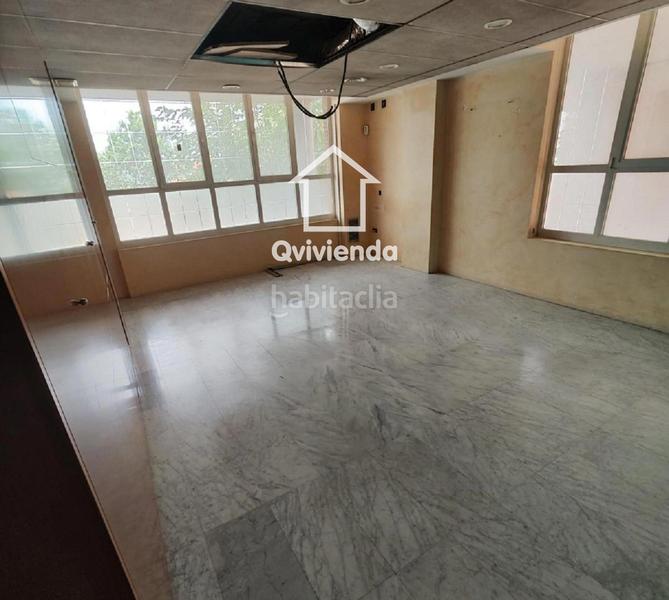 Foto c113be09-940b-484b-97e2-7c7a991e2198. Local comercial a Ca n'Oriac Sabadell