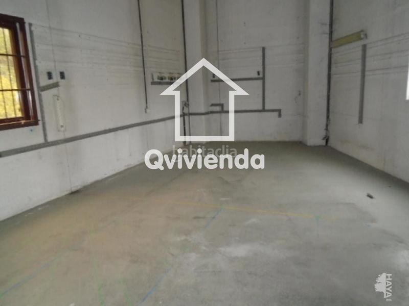 Foto 07534449-4842-46ee-bb4c-3a832b98e38b. Capannone industriale in Montornès del Vallès