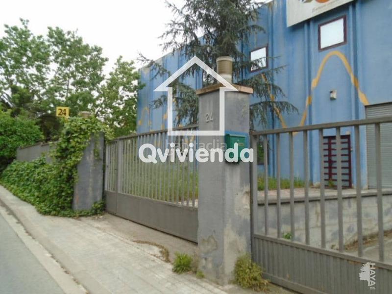 Foto d4b31f89-d380-4b7c-88fa-3354f3d2e3b0. Capannone industriale in Montornès del Vallès