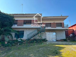 Chalet  Parets a bigues. Casa en venta en lliçà damunt