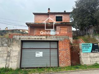 Chalet  Roselles. Chalet unifamiliar en venta