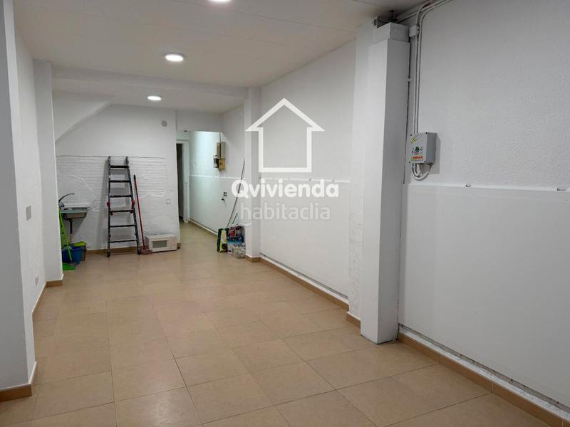 Foto 106d2df0-0258-402e-9c38-2ea4ac0551f4. Haus mit heizung parking in Centre Sabadell