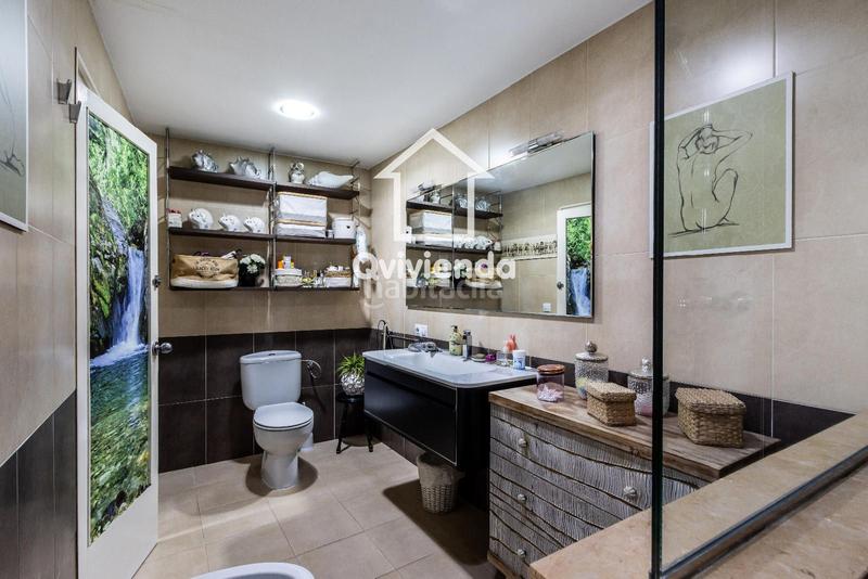 Foto 5c77b1a2-685d-48a2-a45c-75b758708da3. Haus mit heizung parking in Centre Sabadell