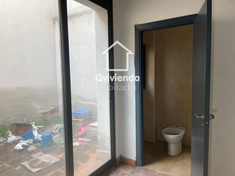 Foto 4c3817fd-f1b5-4958-8aae-1b46ece02cbf. Local commercial dans Centre Granollers