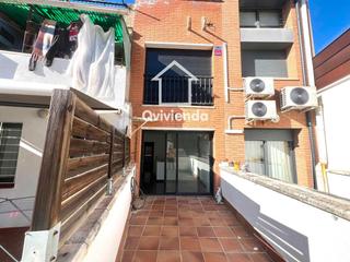 Dúplex  Sant francesc. Dúplex de 1 habitación con 2 terrazas en rubí
