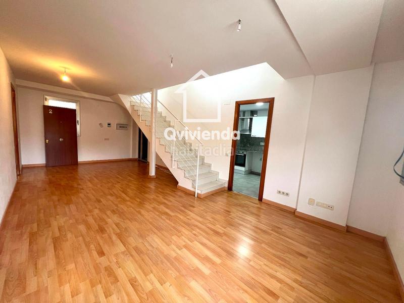 Foto 1cf29ee9-b2a1-4256-ac57-4d929f2e72d1. Duplex avec chauffage parking dans Eixample - Can Bogunyà Castellar del Vallès
