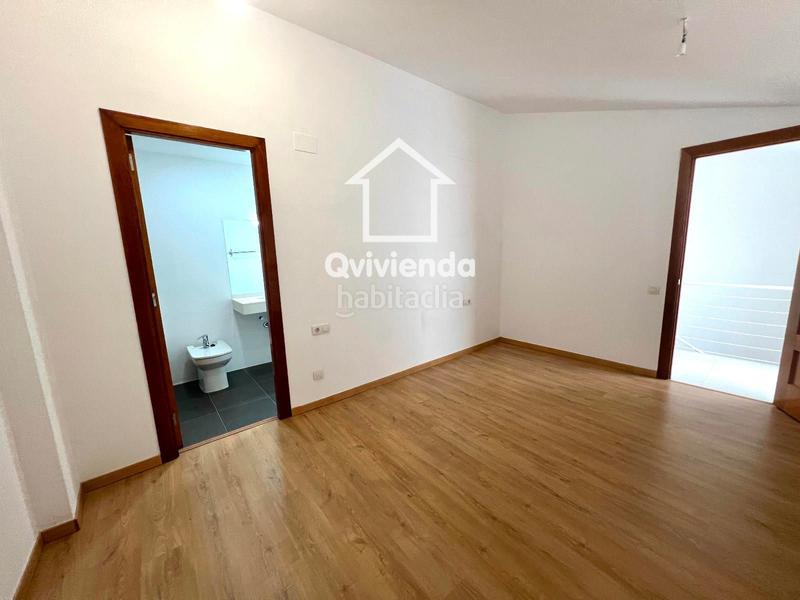Foto 7922a6ba-6f5c-420f-ad1e-d2ca746c8b30. Duplex avec chauffage parking dans Eixample - Can Bogunyà Castellar del Vallès