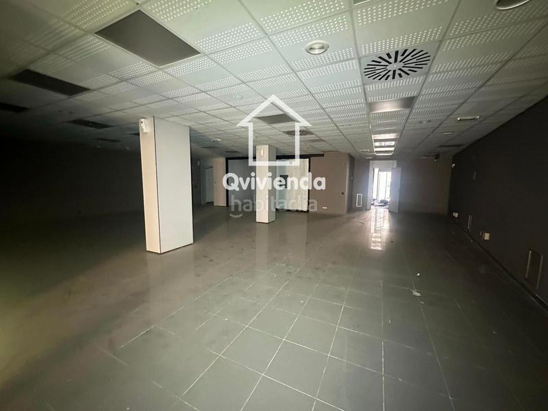 Foto 12ef33e8-281c-4697-a754-74e5de904d3f. Local comercial  en sant pere, en San Pere Terrassa