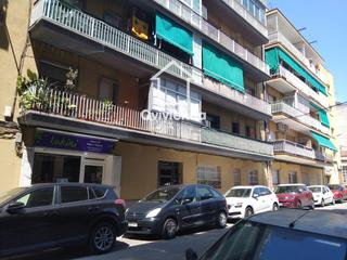 Pis  Rossello. Piso ocupado en venta en granollers