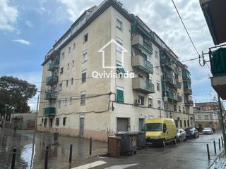Pis  Pont. Piso ocupado en venta, canovelles