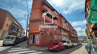 Pis  Monturiol. Piso ocupado en ripollet
