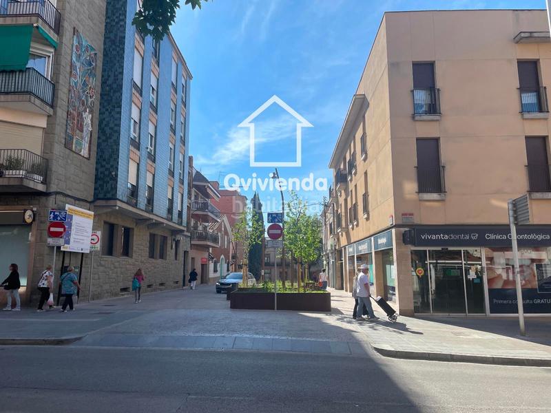 Foto 79bbbfde-a425-418b-94f0-7a90c1cfc8c4. Parking coche plazas de parquing en venta en Centre Mollet del Vallès