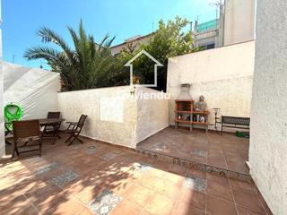 Casa a schiera  Faraday,de. Oportunidad!  casa de 4 hab con patio en ca naurell, terrassa