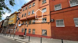 Pis  Sant sebastia. Piso ocupado en ripollet