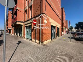 Local Comercial  Lluis creus de. Local en sabadell