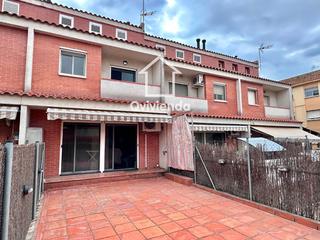 Maison jumelée  Onze setembre. Casa en venta en parets del vallès