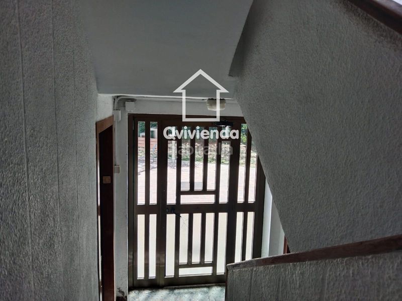 Foto b5303156-5085-4ddb-a442-08d08e36f53e. Piso  ocupado en venta, en Sota el cami ral Granollers