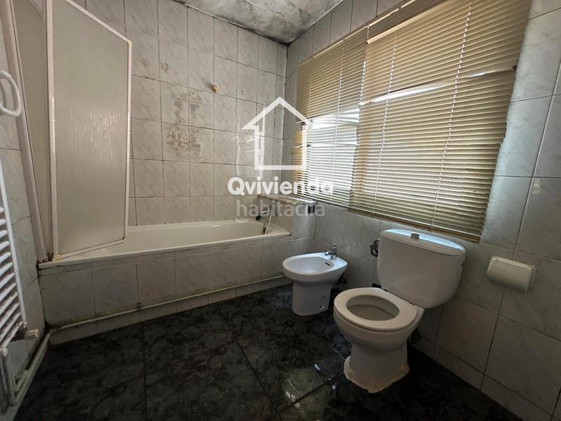 Foto 28d751f3-c560-40f9-932d-a0eab80e7ca6. Piso  de 3 habitaciones en Els Merinals Sabadell