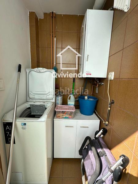 Foto f661d002-c66b-4606-b82a-1d5a0ede92e3. Pis amb calefacció aparcament a Barri del Centre Terrassa