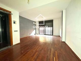 Appartamento  Lurdes de. Piso de 3 habitaciones en sabadell