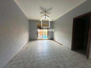 Pis  Archidona d. Piso de 3 habitaciones con balcón en sabadell