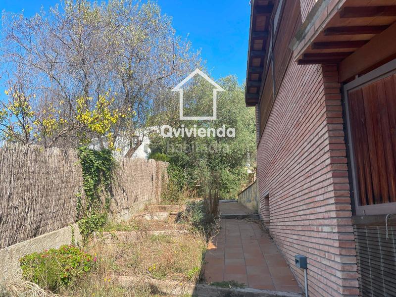 Foto 120e6769-58b3-4786-8b9a-9678ee15139b. Xalet amb calefacció piscina a Llinars del Vallès