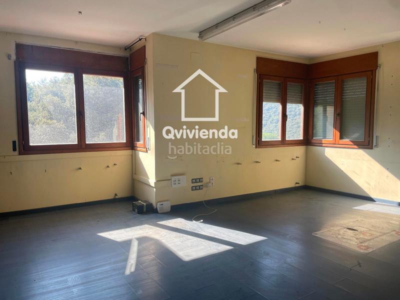 Foto 9533c4b2-ab7e-49f6-8ab1-b1450a0b5210. Xalet amb calefacció piscina a Llinars del Vallès