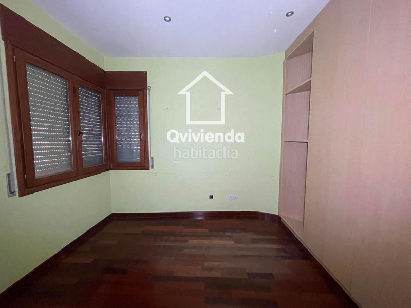 Foto 9cca509c-4a2b-4353-97cb-16417f24b423. Xalet amb calefacció piscina a Llinars del Vallès