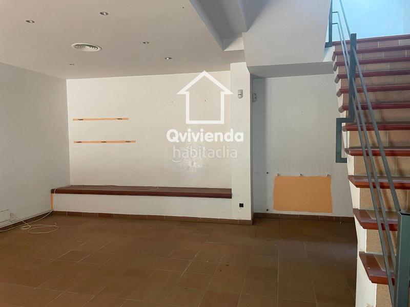 Foto e9b1cae9-96d6-4a15-89e3-1d675c8cbde6. Xalet amb calefacció piscina a Llinars del Vallès