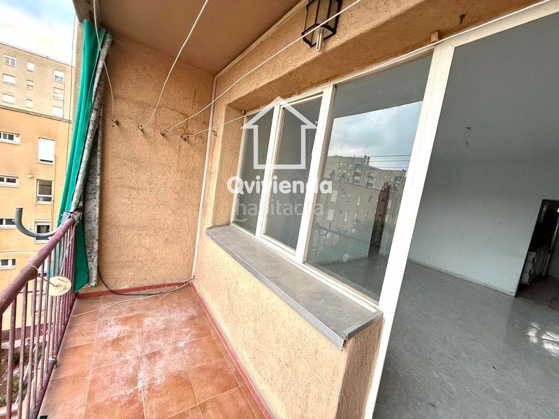 Foto 53c3879e-871f-4eaa-b61a-db4116602c4d. Àtic amb calefacció a Espronceda Sabadell