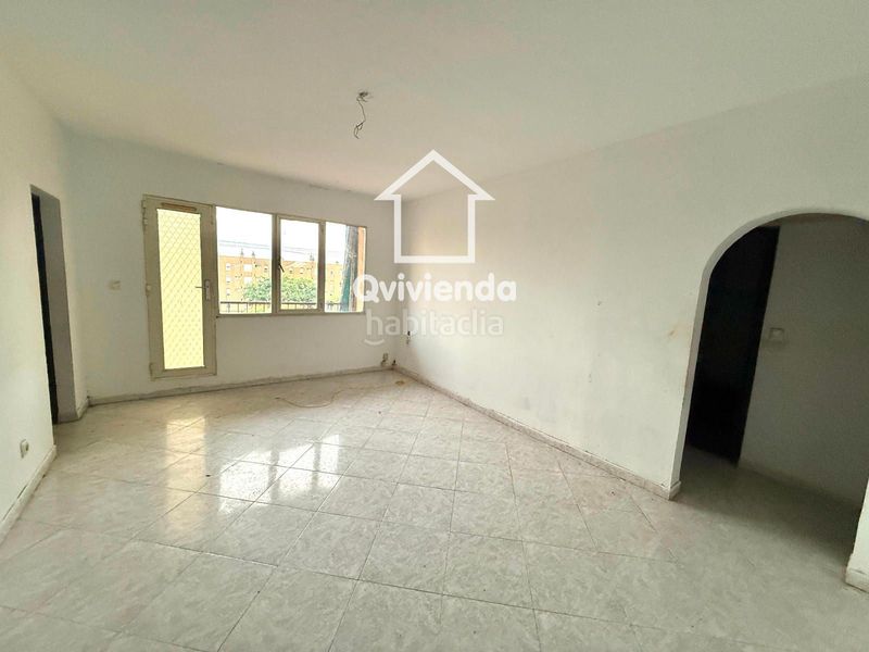 Foto edc1c9d5-d000-45bb-9eb6-f04fd8ebb53f. Àtic amb calefacció a Espronceda Sabadell