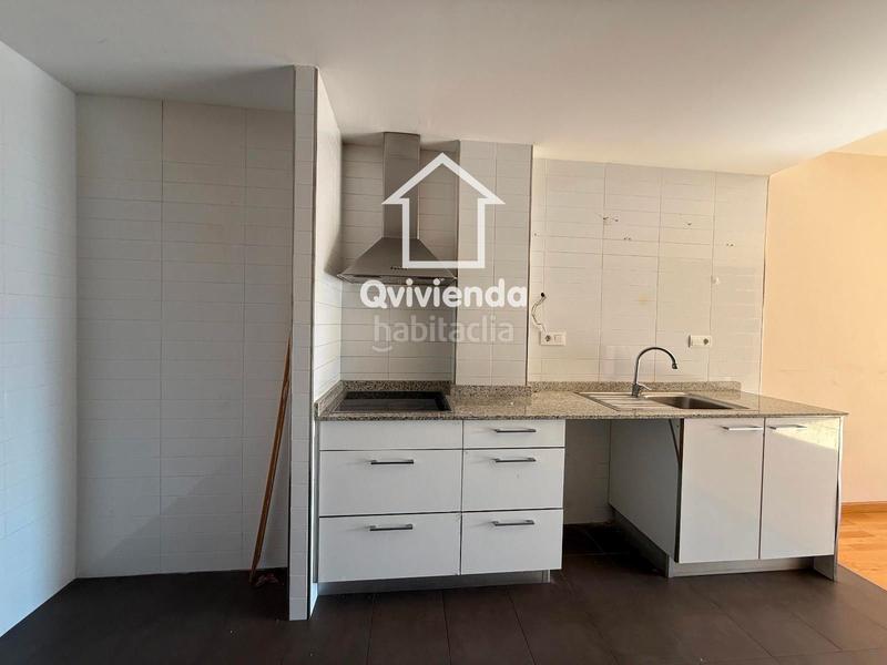 Foto 108d38a4-ccc2-4aac-afcf-27eb412e4a6d. Piso  de 2 habitaciones en calle elcano, en Creu de Barberà Sabadell