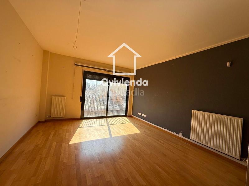 Foto 18748cf4-eef7-4790-adc3-4d7df5d60324. Piso  de 2 habitaciones en calle elcano, en Creu de Barberà Sabadell