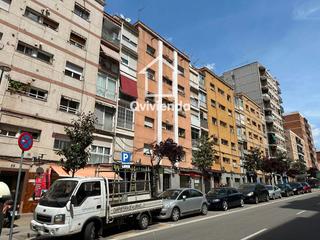 Pis  Espronceda d. Piso ocupado de 3 habitaciones en pg espronceda, sabadell