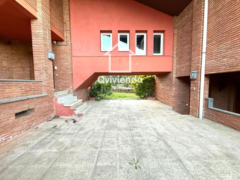 Foto 1117b553-59e8-4266-8d51-310afd50364d. Casa adossada amb calefacció a Bellaterra
