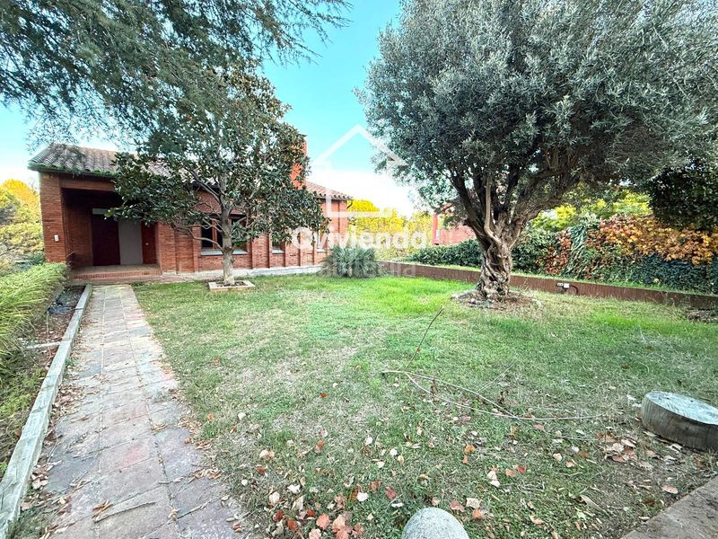 Foto 4cb71844-5a6b-49b3-993a-311bc2768664. Casa adossada amb calefacció a Bellaterra