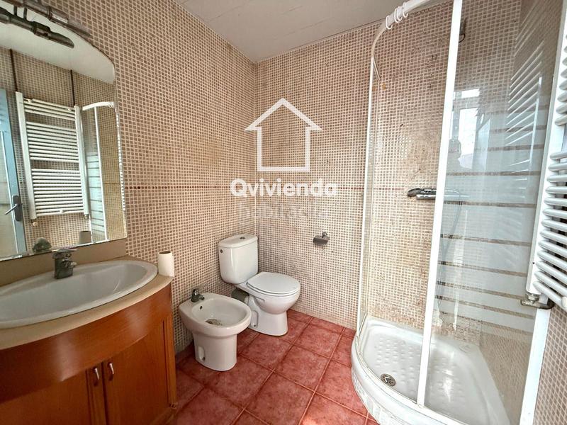 Foto 0757725c-a60b-45e8-acf0-1fac937c979e. Flat with heating in Sant Pere Nord Terrassa