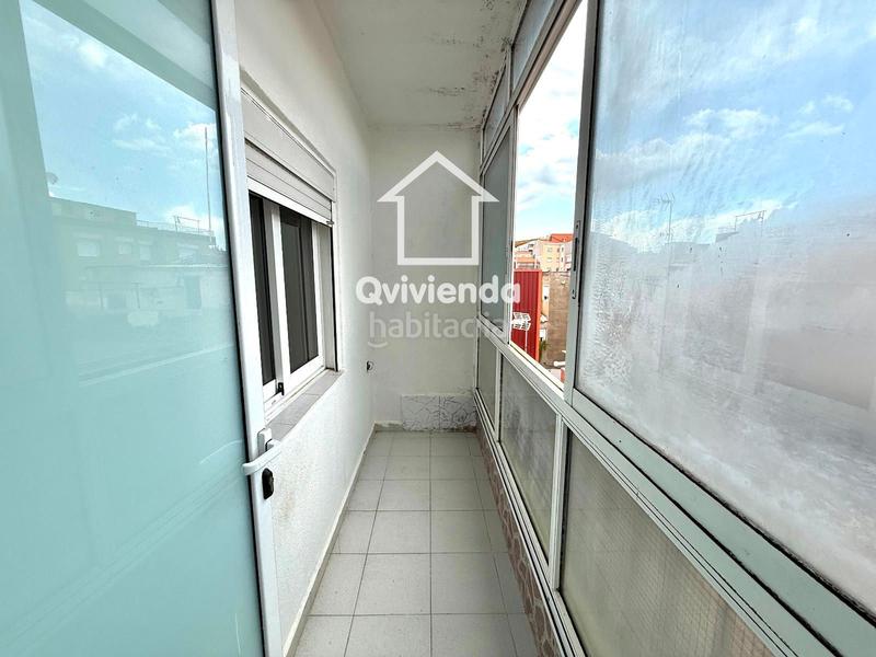 Foto 24534aa3-7645-4d02-b558-cd0be6ae5cfa. Flat with heating in Sant Pere Nord Terrassa