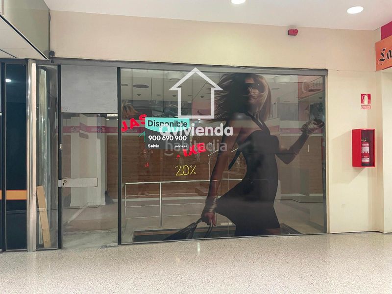 Foto 3dfd2aee-faed-4522-839a-a0cfe24f6954. Local comercial a Centre Granollers