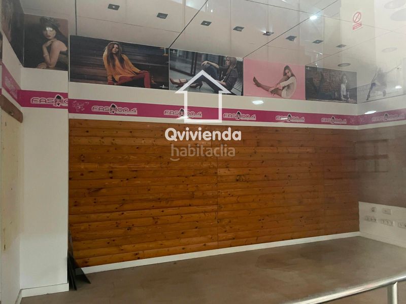 Foto c70a20d7-15ed-4790-a08a-b1d9fc4325a4. Local comercial a Centre Granollers