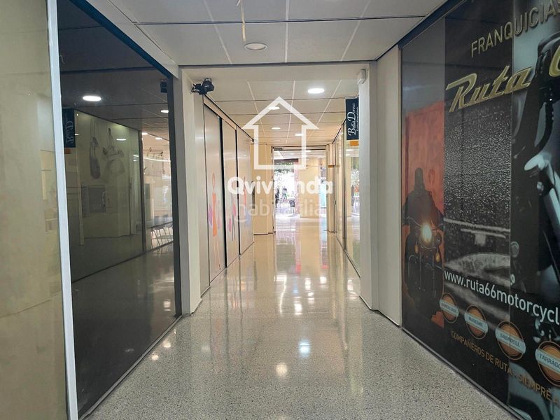 Foto fc6df231-e935-42a2-8b18-c775a7819a9f. Local comercial a Centre Granollers