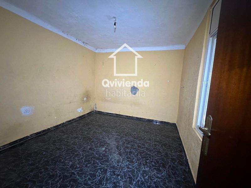Foto c746697c-071d-4646-a2ab-2d2adf798968. Casa adossada a Ca n'Anglada Terrassa