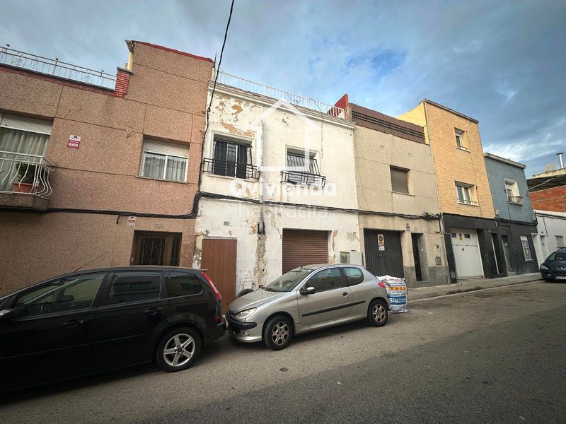 Foto d0eeb99b-012e-4286-ba60-c904d2f7b92f. Casa adossada a Ca n'Anglada Terrassa