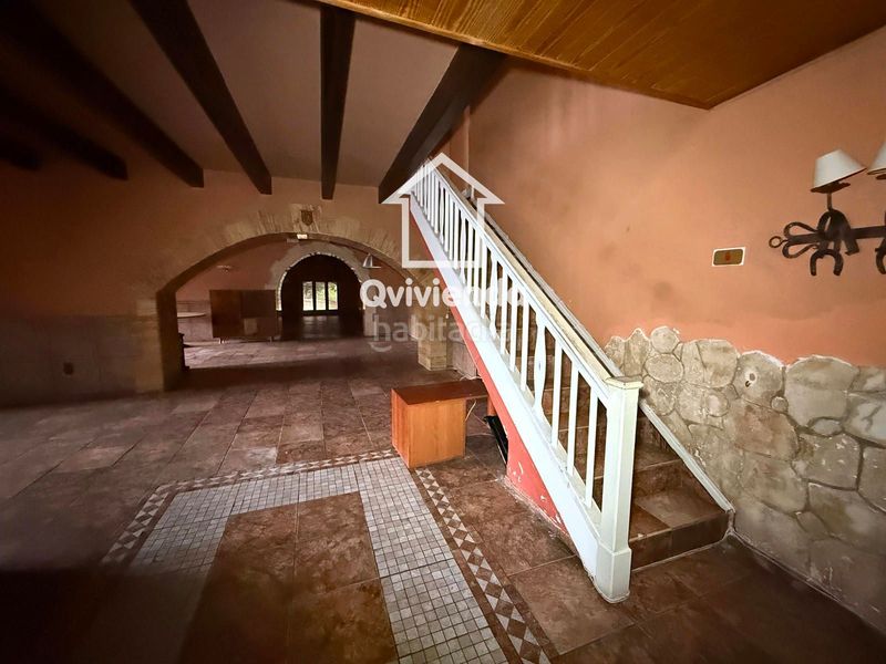 Foto 0f4ffae6-7e61-41fb-a246-257bb41a3282. Casa adossada amb aparcament a Vacarisses